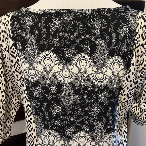 Anthropologie AKEMI + KIN Splitneck Ikat Tee - Picture 6 of 9